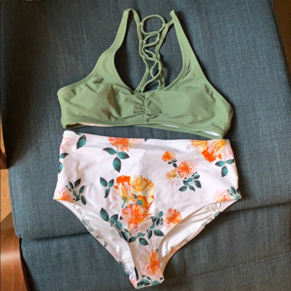 High waisted bathing suit set
